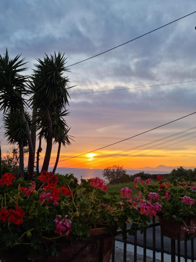 Qvattro Stagioni Panoramic Suites Agropoli Exterior foto